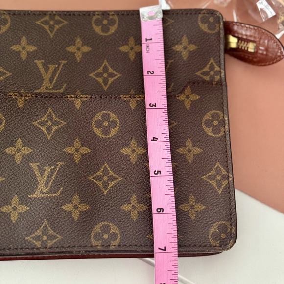 Louis Vuitton Monogram Clutch Hand Bag w Dust Bag - Picture 11 of 12